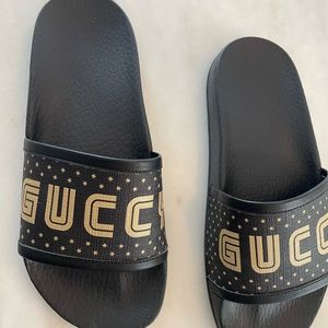 Gucci Logo Rubber Slides